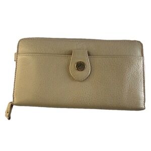Stone Mountain Ladies Wallet Zip Around Beige Nice Condition